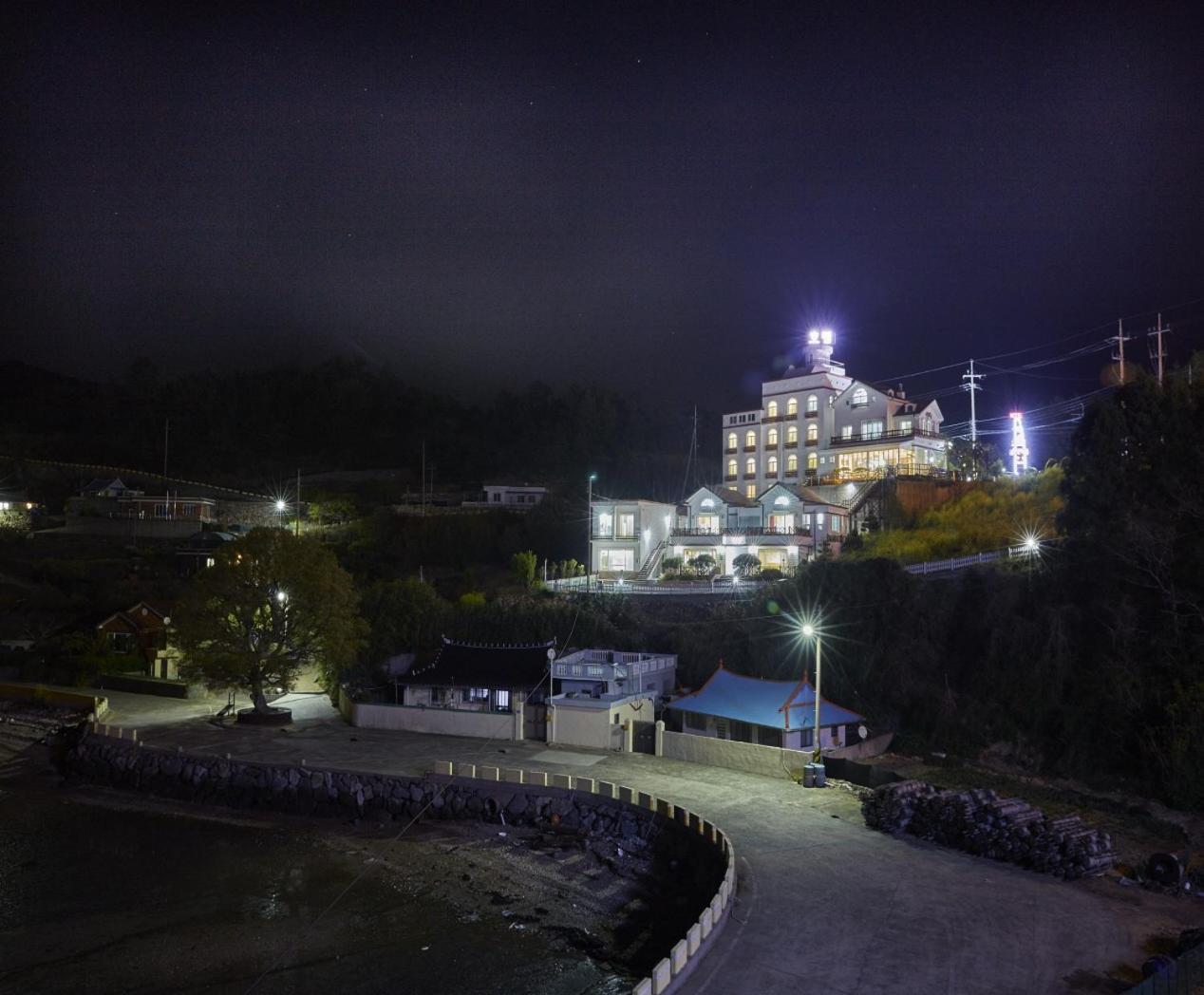 Goheung Hayan Noeul Hotel المظهر الخارجي الصورة